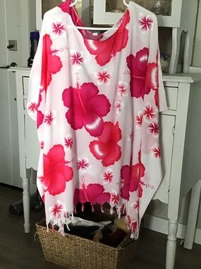 Lovely Floral Bohemian Batik Kaftan Top